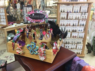Everybody loves these hairclips!