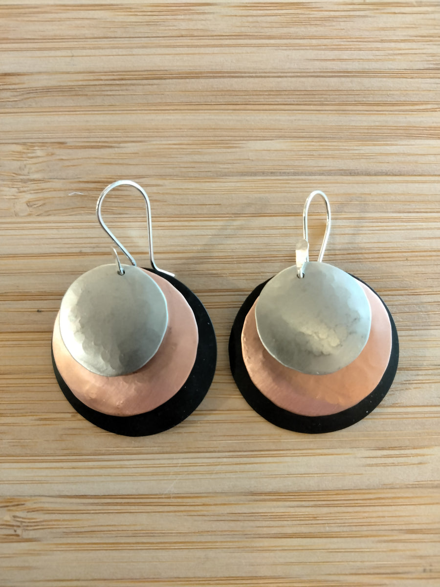 Layered mixed metal disc earrings